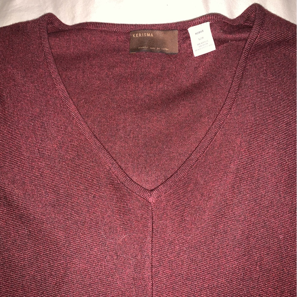 Kerisma light weight v neck tunic sweater